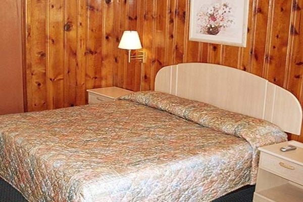 BUDGET INN CORNING (Corning)